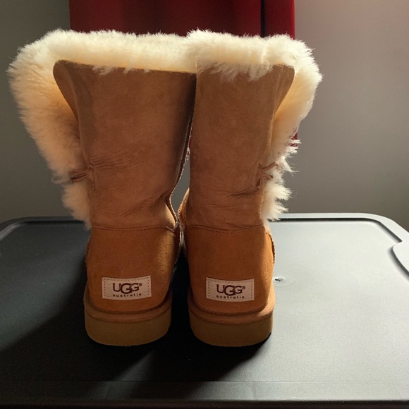 ugg’s - Picture 3 of 5